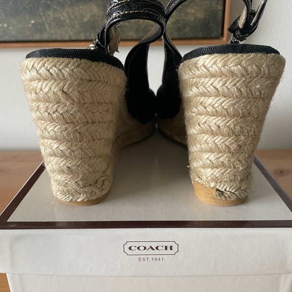 Coach Size 9 Kara Shoes - Picture 4 of 5